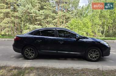 Седан Renault Fluence 2010 в 