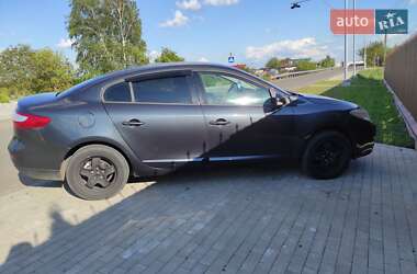 Седан Renault Fluence 2011 в 