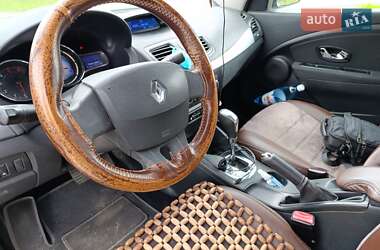 Седан Renault Fluence 2013 в 