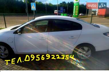 Седан Renault Fluence 2012 в 