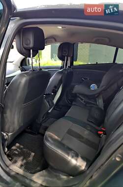 Седан Renault Fluence 2012 в 