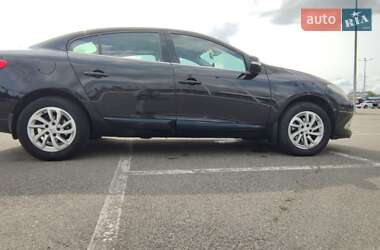 Седан Renault Fluence 2015 в 