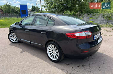 Седан Renault Fluence 2012 в 