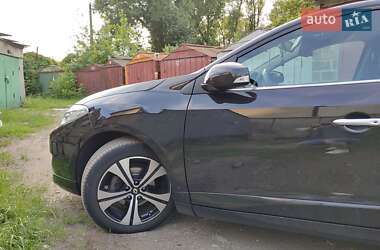 Седан Renault Fluence 2011 в 