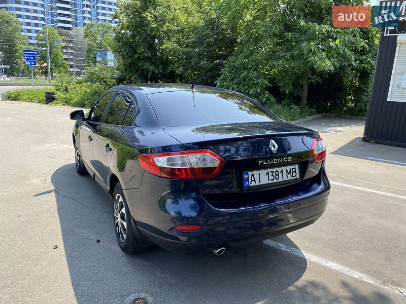 Седан Renault Fluence 2013 в Киеве