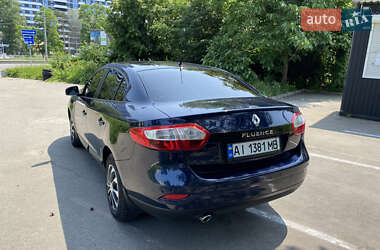 Седан Renault Fluence 2013 в 