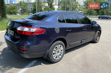 Седан Renault Fluence 2013 в 