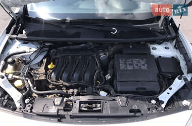 Седан Renault Fluence 2010 в 