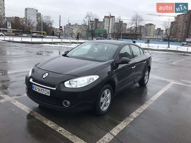 Седан Renault Fluence 2011 в 