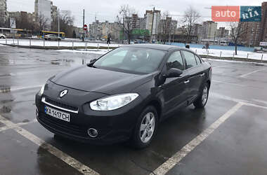 Седан Renault Fluence 2011 в 