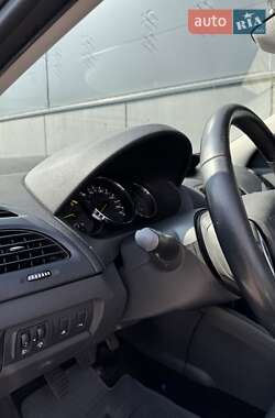 Седан Renault Fluence 2012 в 