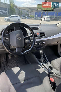 Седан Renault Fluence 2014 в 