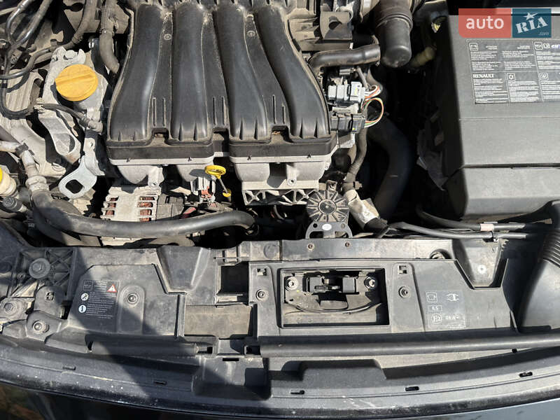 Седан Renault Fluence 2011 в Киеве