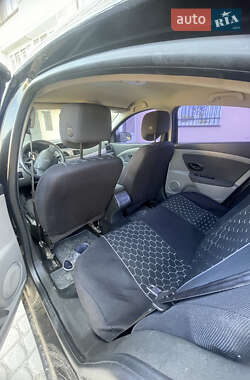 Седан Renault Fluence 2011 в 