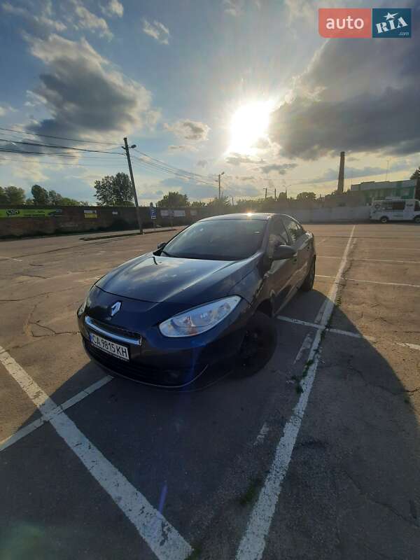 Седан Renault Fluence 2010 в Черкассах