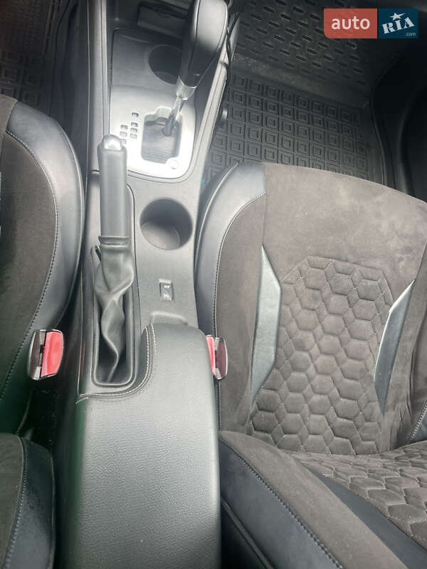 Седан Renault Fluence 2011 в Киеве