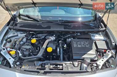 Седан Renault Fluence 2011 в 