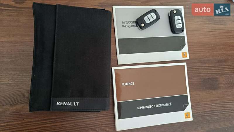 Седан Renault Fluence 2013 в Львове