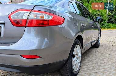 Седан Renault Fluence 2011 в 