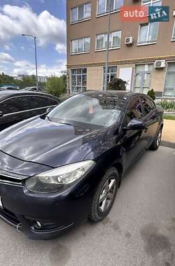 Седан Renault Fluence 2013 в 