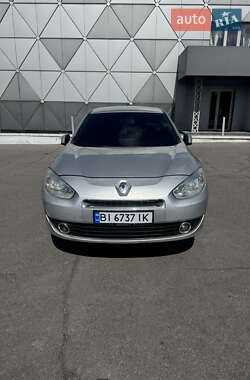 Седан Renault Fluence 2010 в Горішніх Плавнях
