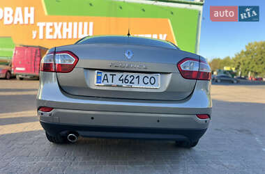 Седан Renault Fluence 2011 в 