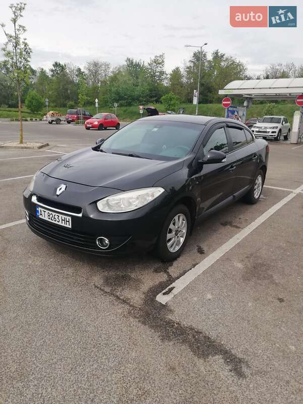 Седан Renault Fluence 2010 в Ивано-Франковске