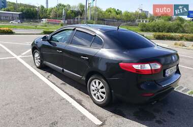 Седан Renault Fluence 2010 в 