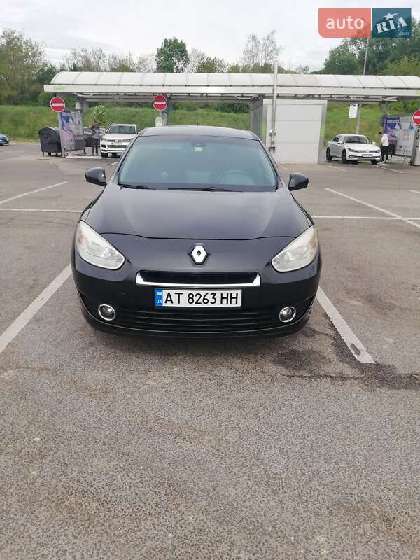 Седан Renault Fluence 2010 в Ивано-Франковске