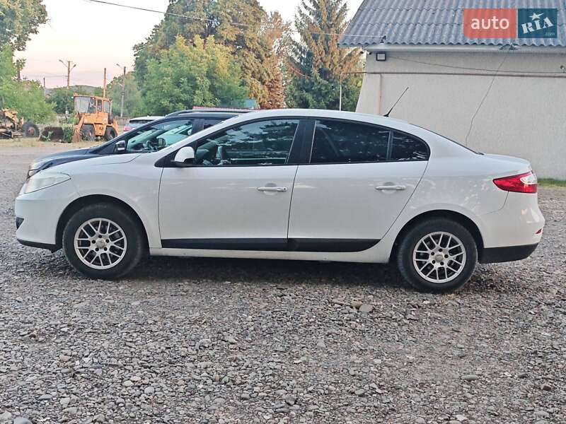 Седан Renault Fluence 2010 в Черновцах фото 4 Седан Renault Fluence 2010 в Черновцах