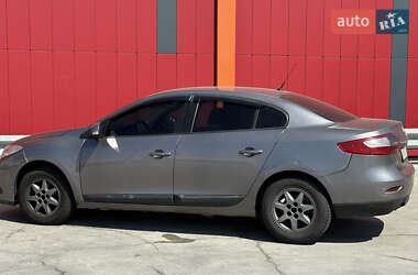Седан Renault Fluence 2013 в 