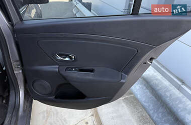 Седан Renault Fluence 2013 в 