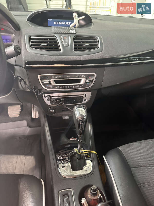 Седан Renault Fluence 2013 в Киеве фото 20 Седан Renault Fluence 2013 в Киеве