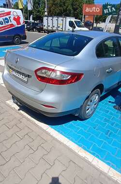 Седан Renault Fluence 2013 в 