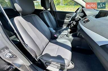 Седан Renault Fluence 2010 в 
