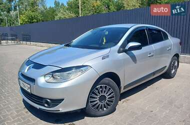 Седан Renault Fluence 2011 в 