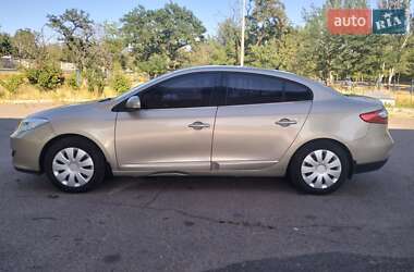Седан Renault Fluence 2010 в 