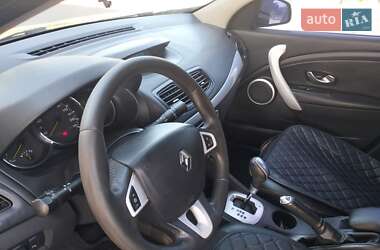 Седан Renault Fluence 2010 в 