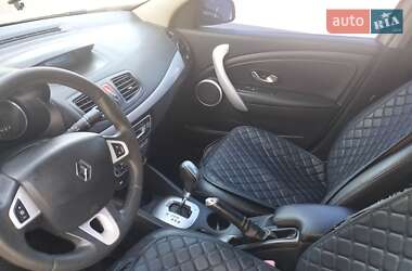 Седан Renault Fluence 2010 в 