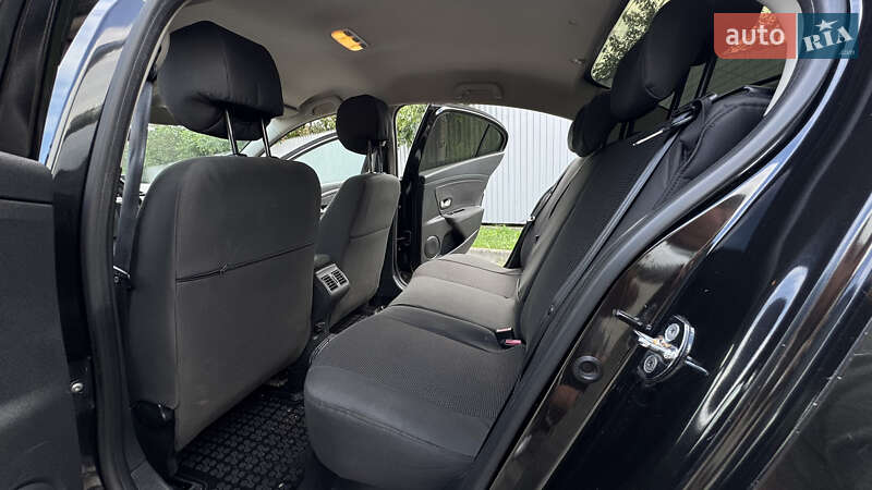 Седан Renault Fluence 2011 в Ивано-Франковске