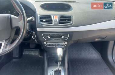 Седан Renault Fluence 2011 в Львове