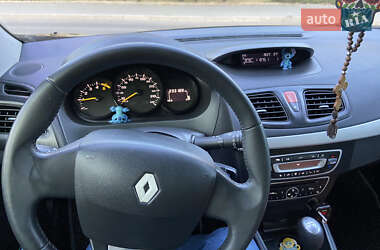 Седан Renault Fluence 2010 в Кропивницком