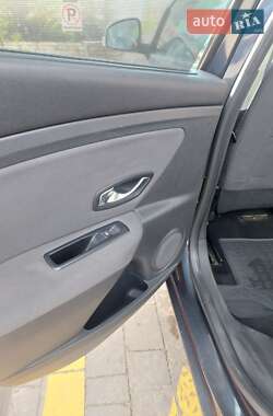 Седан Renault Fluence 2011 в Львове