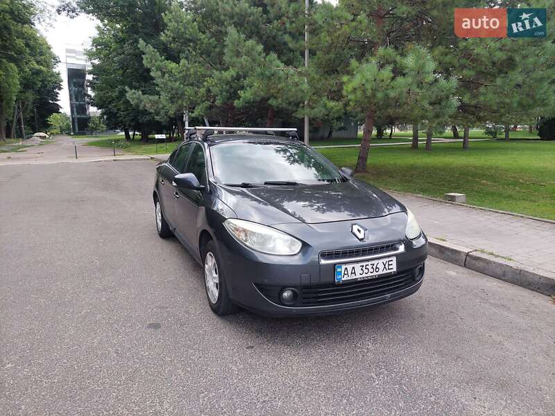 Седан Renault Fluence 2011 в Львове