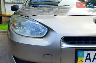 Седан Renault Fluence 2011 в 