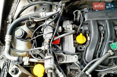 Седан Renault Fluence 2011 в 