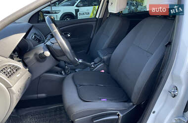 Седан Renault Fluence 2012 в 