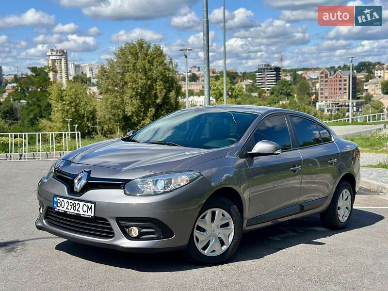 Седан Renault Fluence 2013 в 