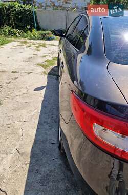 Седан Renault Fluence 2015 в 