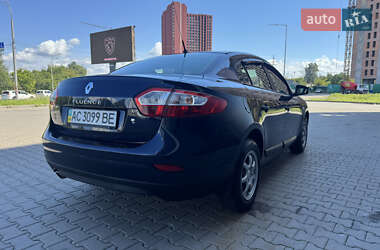 Седан Renault Fluence 2012 в 